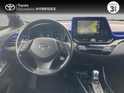 Photo 8 Toyota C-HR  122h Graphic 2WD E-CVT