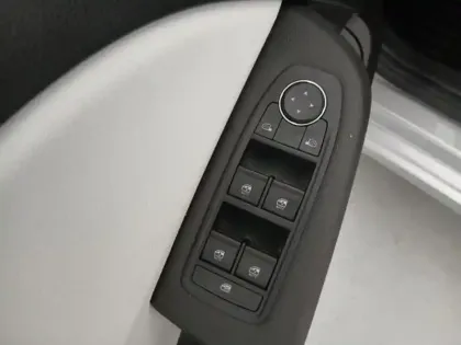 Photo 13 Renault Clio  1.0 TCe 90ch Techno