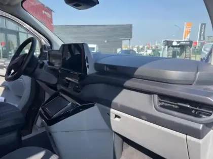 Photo 13 Ford Custom Gén. II Ph1 Sport 1