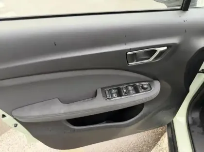 Photo 6 Leapmotor T03  Electric 95ch Design