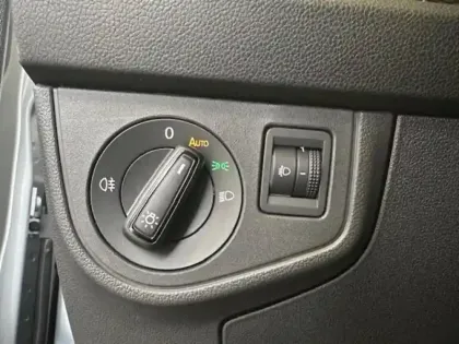 Photo 14 Volkswagen Taigo  1.0 TSI 116ch VW Edition DSG7