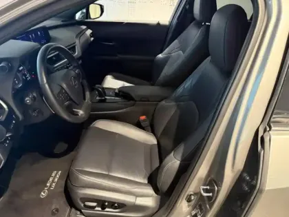 Photo 11 Lexus UX  300e Executive