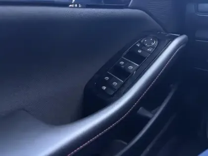 Photo 11 Mazda Mazda3 Gén. IV Ph1 Exclusive Line 5