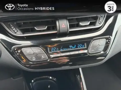 Photo 13 Toyota C-HR  122h Distinctive 2WD E-CVT RC18