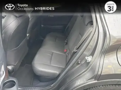 Photo 6 Toyota C-HR  122h Distinctive 2WD E-CVT RC18