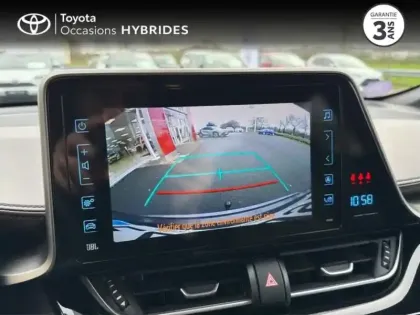 Photo 12 Toyota C-HR  122h Distinctive 2WD E-CVT RC18