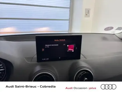 Photo 11 Audi Q2  35 TFSI 150ch Design S tronic 7