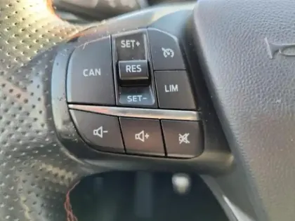 Photo 12 Ford Fiesta  1.0 EcoBoost 155ch mHEV ST-Line X 3p