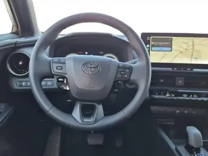 Photo 11 Toyota C-HR  1.8 Hybride 140ch Graphic MY26