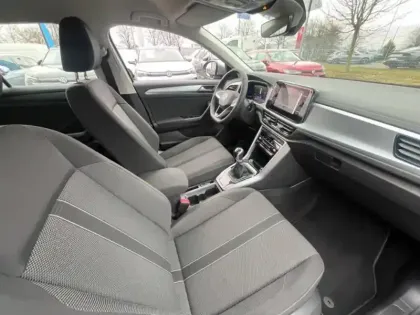 Photo 9 Volkswagen T-roc  1.0 TSI 110ch Life Plus