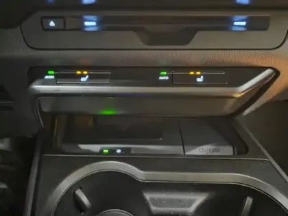 Photo 7 Lexus UX  250h 4WD Le Plus MY22