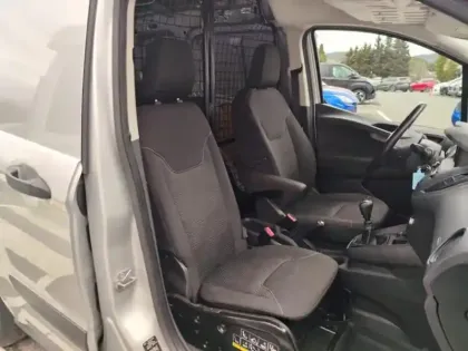 Photo 7 Ford Transit Courier  1.5 TDCI 100ch Stop&Start Trend Business