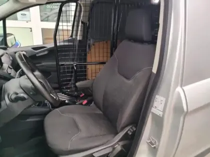 Photo 12 Ford Transit Courier  1.5 TDCI 100ch Stop&Start Trend Business
