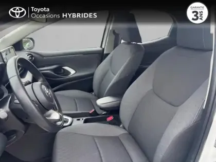 Photo 10 Toyota Yaris  116h France Business 5p