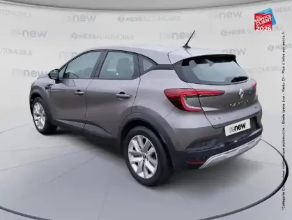 Photo 7 Renault Captur  1.6 E-Tech hybride 145ch Equilibre