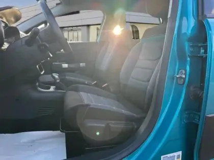 Photo 8 Citroën C3  1.2 PureTech 110ch S&S Shine EAT6