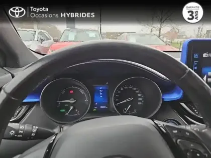 Photo 12 Toyota C-HR  122h Graphic 2WD E-CVT