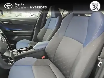 Photo 10 Toyota C-HR  122h Graphic 2WD E-CVT