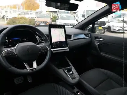 Photo 14 Renault Captur  1.8 E-Tech full hybrid 160ch esprit Alpine - 25