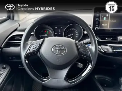 Photo 12 Toyota C-HR  122h Graphic 2WD E-CVT RC18