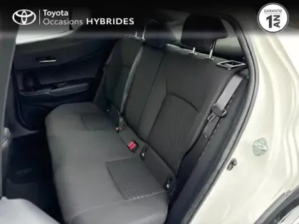 Photo 10 Toyota C-HR  122h Graphic 2WD E-CVT RC18