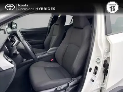 Photo 11 Toyota C-HR  122h Graphic 2WD E-CVT RC18