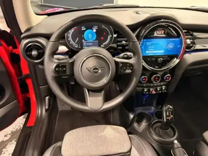 Photo 5 Mini Mini  Cooper 136ch  Edition Camden BVA7