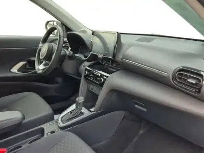 Photo 8 Toyota Yaris  Cross 116h Dynamic MC24