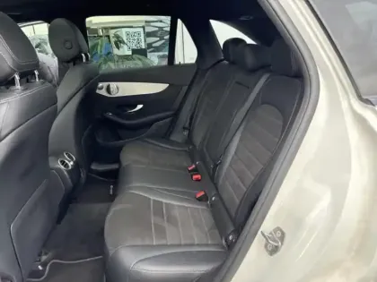 Photo 10 Mercedes Classe GLC GLC 220 d 194ch AMG Line 4Matic 9G-Tronic