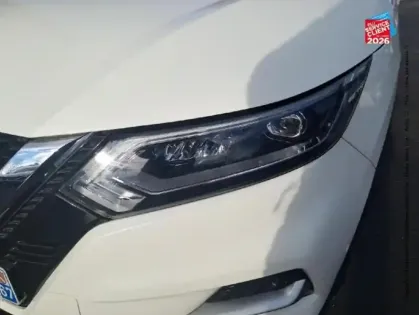 Photo 12 Nissan Qashqai  1.2 DIG-T 115ch Tekna Camera