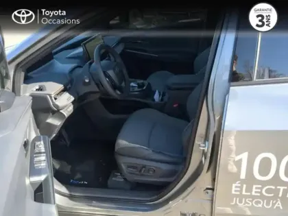 Photo 10 Toyota Bz4x  224ch 11kW Grande Autonomie Design MC25