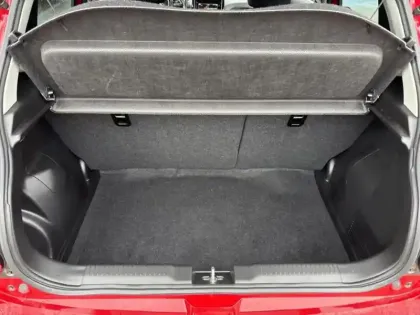 Photo 12 Suzuki Swift  1.2 Dualjet Hybrid 83ch Privilège