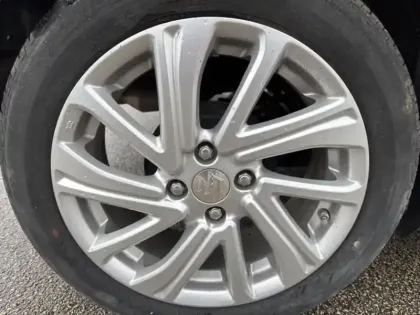 Photo 8 Suzuki Swift  1.2 Dualjet Hybrid 83ch Privilège