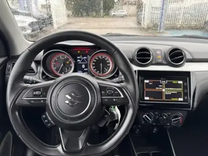 Photo 13 Suzuki Swift  1.2 Dualjet Hybrid 83ch Privilège