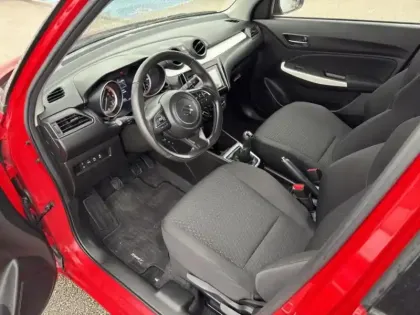 Photo 9 Suzuki Swift  1.2 Dualjet Hybrid 83ch Privilège