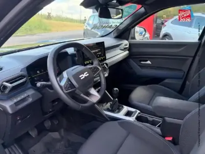 Photo 44 Dacia Duster  1.2 mild hybrid 130ch Journey Camera Carplay