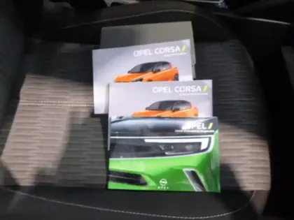 Photo 10 Opel Corsa  1.2 75ch Elegance Business