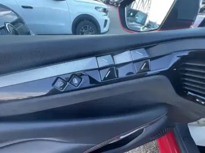 Photo 11 DS DS 4  E-TENSE 225ch Performance Line