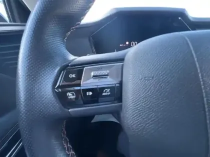 Photo 12 DS DS 4  E-TENSE 225ch Performance Line