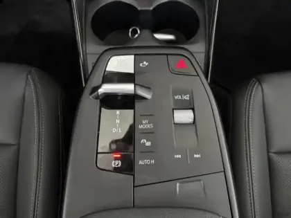 Photo 10 BMW Serie 2 Série 2 ActiveTourer 225e 245ch xDrive DKG7