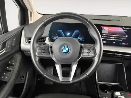 Photo 11 BMW Serie 2 Série 2 ActiveTourer 225e 245ch xDrive DKG7