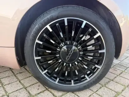 Photo 7 Fiat 500 C e 118ch Icône