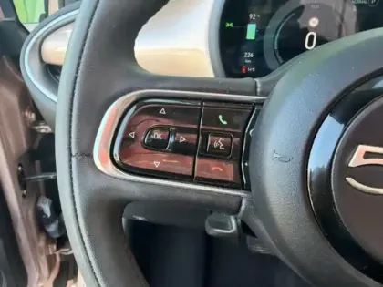 Photo 13 Fiat 500 C e 118ch Icône