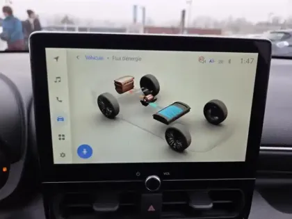 Photo 11 Toyota Yaris  116h Design 5p MY25