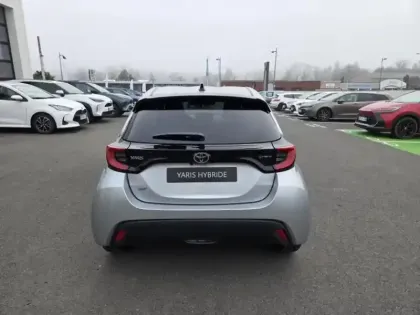 Photo 5 Toyota Yaris  116h Design 5p MY25