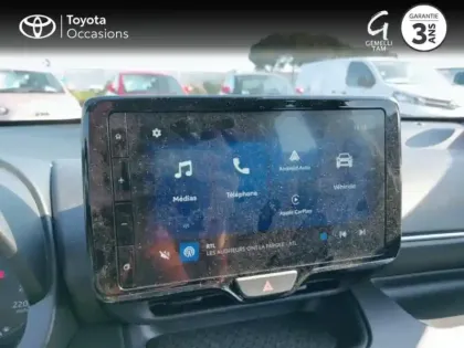 Photo 14 Toyota Yaris  116h Dynamic 5p MC24