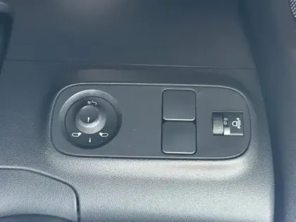 Photo 14 Citroën C3  1.2 PureTech 110ch S&S Shine EAT6