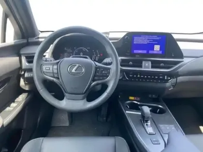 Photo 10 Lexus UX  300h F SPORT Design 2WD MC25