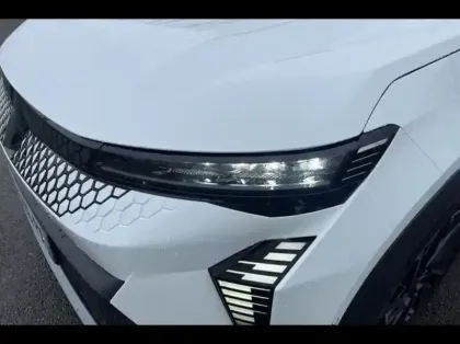 Photo 28 Renault Scenic  E-Tech Electric 220ch Techno option esprit Alpine grande autonomie -25