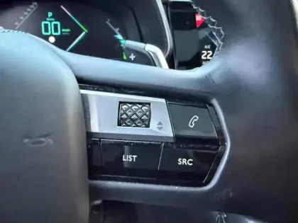 Photo 12 DS Ds 7  Crossback E-TENSE 225ch Performance Line +